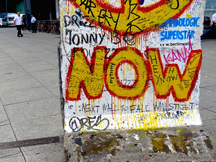 Berlin Wall Graffitti 4