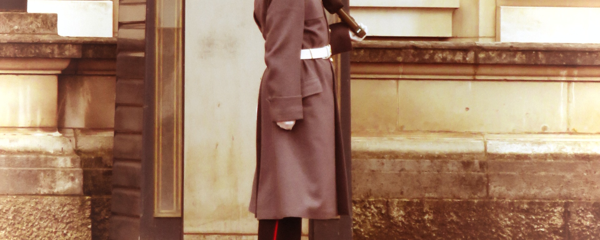 Buckingham Palace Guard - London, England, United Kingdom - by Anika Mikkelson - Miss Maps